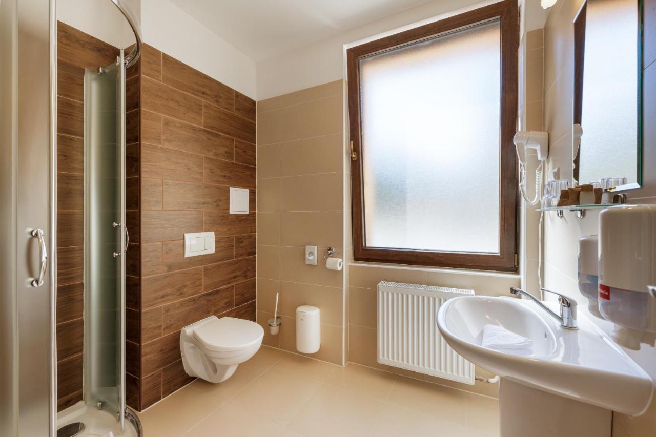 Lopusna Dolina Resort Свит Экстерьер фото